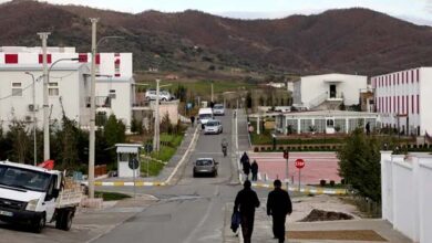 معسکر مانز آلبانیا