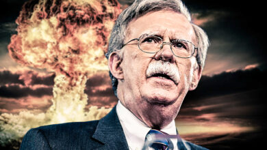 بولتون مثير الحرب