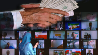 زمرة خلق، خائنة تعمل لأعداء شعبها من أجل البقاء