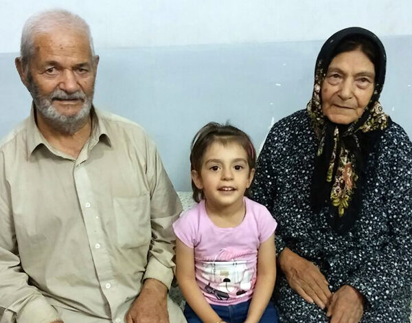 عائلة حسن شيخ بور