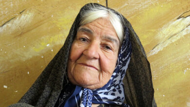 والدة زارع زاده