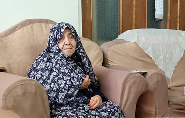 MohammadReza Aghasi mother