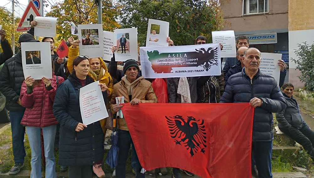 ASILA protest outside the Albanian immigration and border police