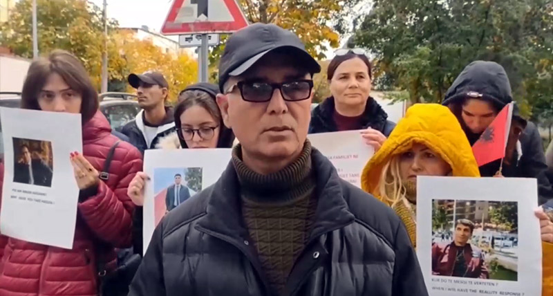 ASILA protest outside the Albanian immigration and border police