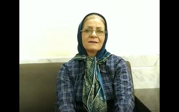 Maryam Azad Manjiri sister