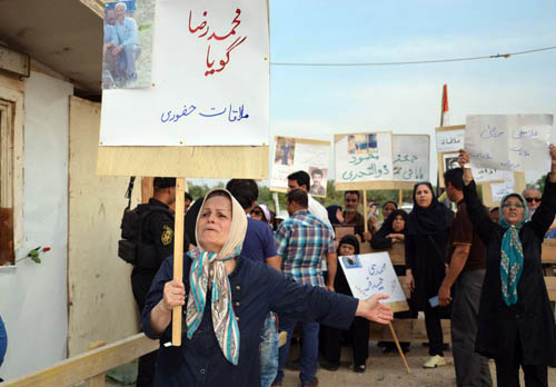 MEK members families in front of Camp Ashraf - Iraq