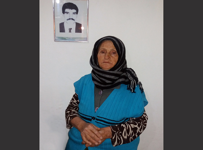 Fatemeh Peykani, the mother of Morteza Ghadimi