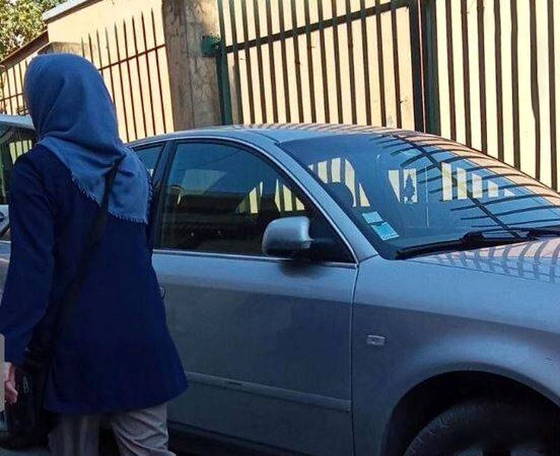 MEK members around Durres hospital