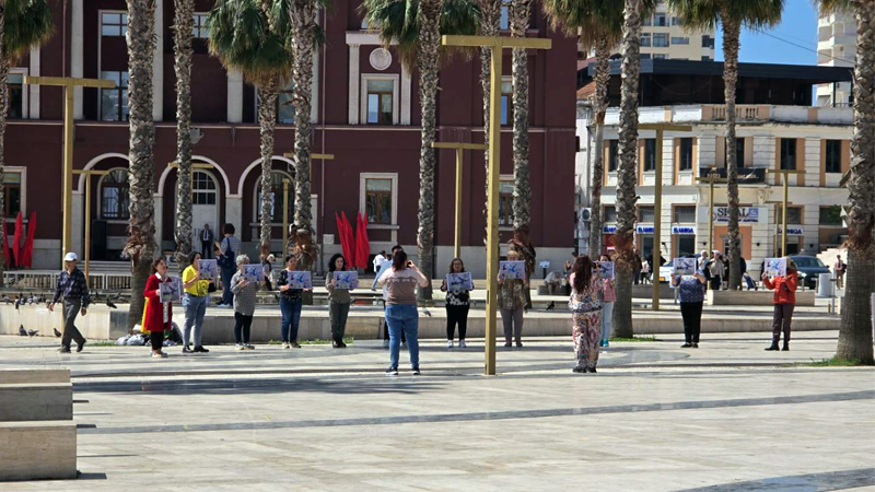 Nejat Albania Mothers Protest against MEK’s presence in Durres, Albania