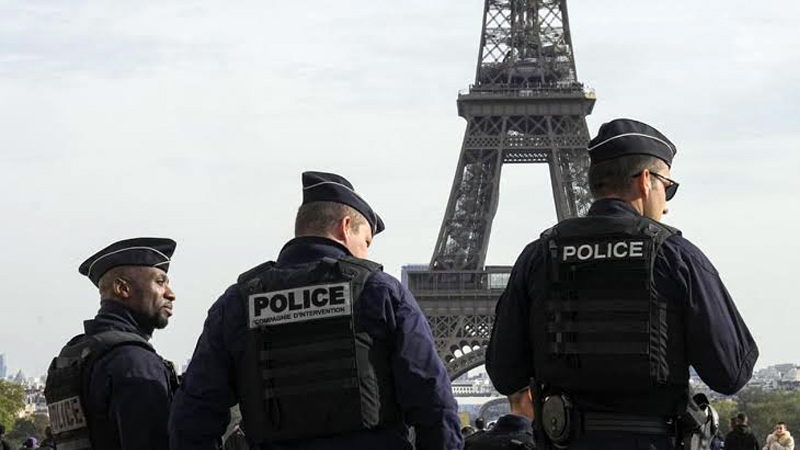 French Police arrested 22 MEK demonstrators _ June 2026