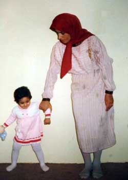 batoul soltani and her child