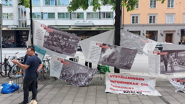 حمله عوامل مجاهدین خلق به نمایشگاه استکهلم