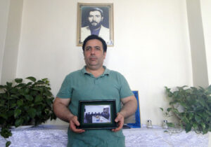 نامه آقای غلامرضا اکبری نسب به برادرش مرتضی اکبری نسب در آلبانی