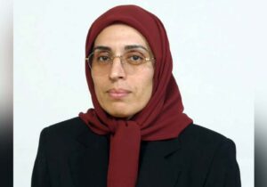 زهره اخیانی کیست؟