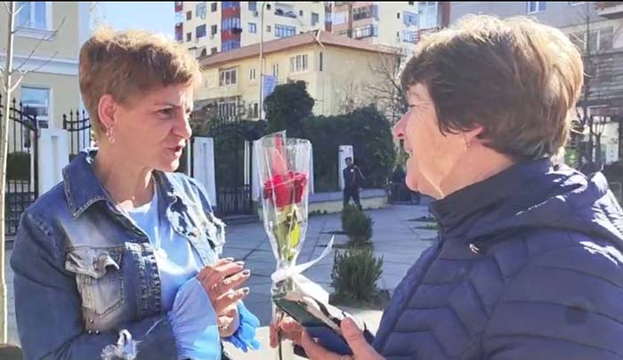 انجمن نجات آلبانی در روز جهانی زن