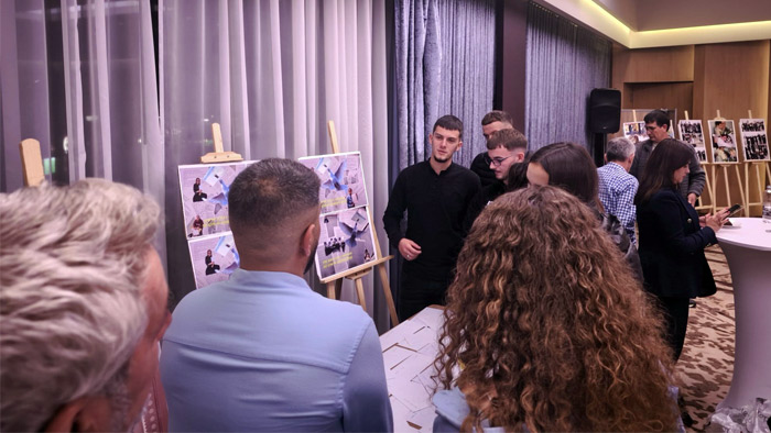  همایش انجمن نجات آلبانی در هتل هیلتون