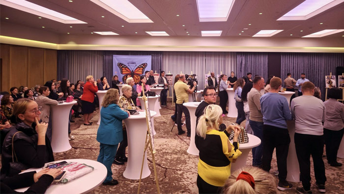  همایش انجمن نجات آلبانی در هتل هیلتون