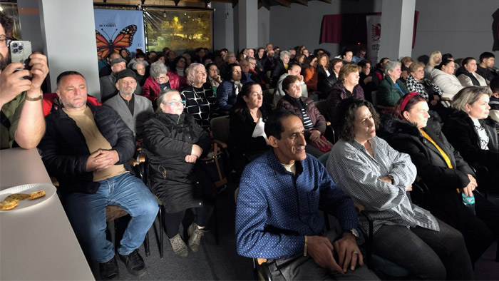 به مناسبت روز مبارزه با خشونت بر علیه زنان