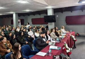 روایت تکان‌دهندۀ کنفرانس “خشونت علیه زنان” در تیرانا