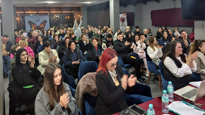 به مناسبت روز مبارزه با خشونت بر علیه زنان