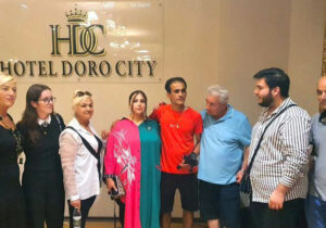 پخش مستند از تیرانا تا تهران در هتل دورا سیتی تیرانا