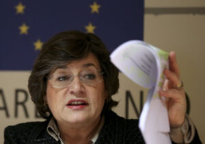 مجاهدین هیچ نقشی در ایران ندارند و افرادشان در آلبانی اسیر تشکیلات هستند