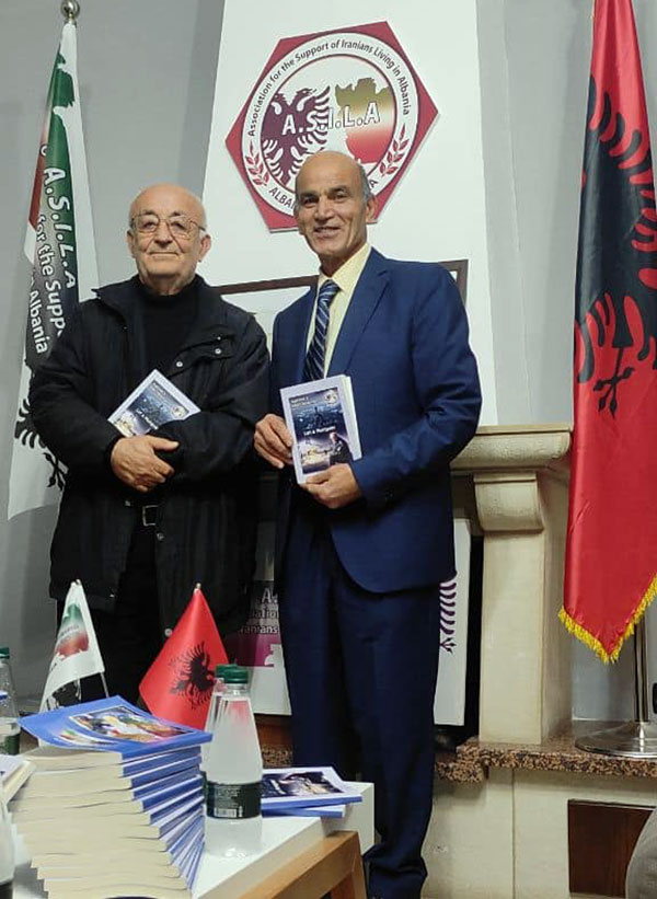 رونمایی از کتاب خلیل انصاریان