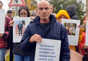 کانون گرم خانواده، دشمن کدام مبارزه؟!