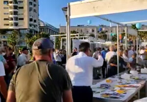 چماقداری فرقه رجوی از نوع شعبان بی مخ