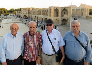 واکنش های ابلهانه فرقه رجوی در برابر سفر مسئولین آسیلا به ایران