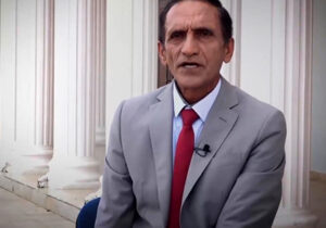 برادر عزیزم مصطفی عطار به ” امید آن روز ” منتظرت هستیم