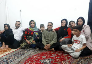 سی سال بی خبری و انتظار