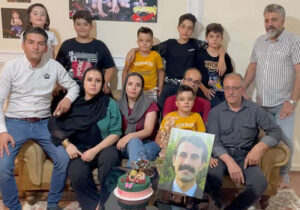 خانواده ی امیر بدلی، خواستار ملاقات با او هستند