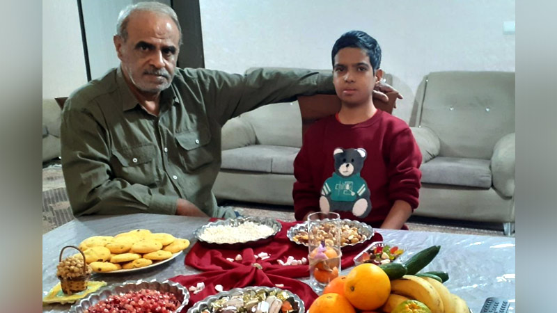 جشن یلدا در کنار خانواده