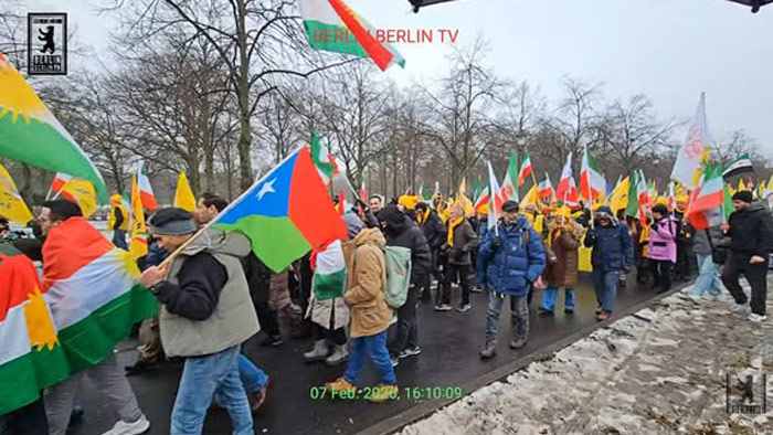 تجمع قلابی مجاهدین در برلین 