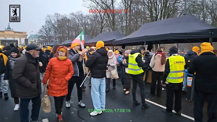 جار و جنجال مجاهدین برای هیچ