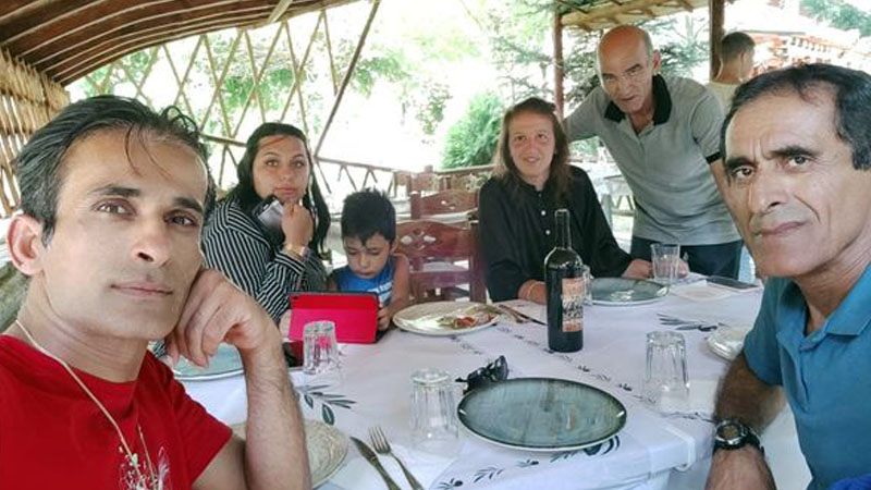 زندگی نرمال بیجار در مقابل درون بحران زده فرقه رجوی