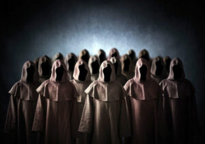 پوشش فرقه‌ای در خدمت خشونت سیاسی