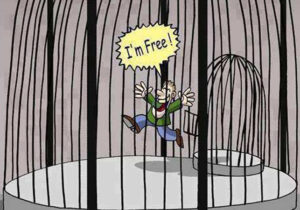 آزادی در حصار؛ واقعیتی پنهان در اردوگاه آلبانی