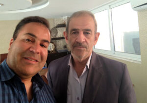 دیدار اعضای انجمن نجات سمنان با برادرزاده اکرم دامغانیان