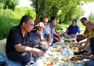 عید فطر جدا شده ها در آلبانی