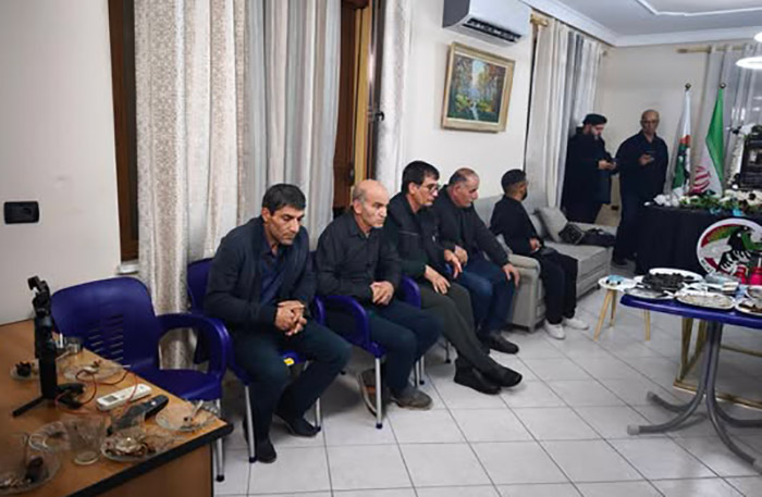 یادبود زنده‌یاد محمود دهقان