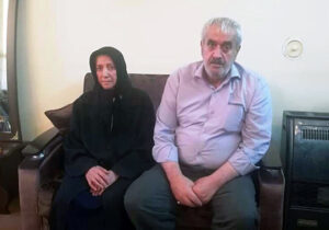 هجران چهل ساله، موهایمان را سفید و کمرمان را خم کرد