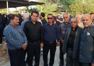 شرکت هیئت انجمن نجات خوزستان در مراسم خاکسپاری خواهر علی اکرامی