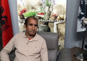 فشارهای روحی و جسمی افراد را در سازمان مجاهدین کلافه کرده است