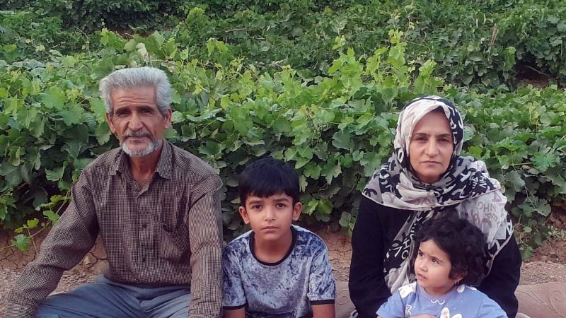 زندگی با تمام فراز و نشیب هایش، در کنار خانواده زیباست