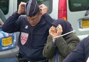 فرانسه مهد آزادی، پناهگاه سران تروریست فرقه