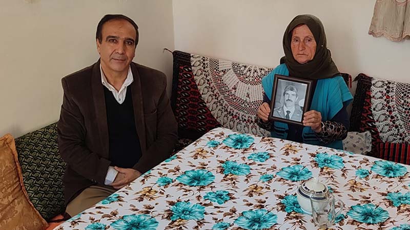 دیدار نوروزی اعضای انجمن نجات زنجان با خانواده مرتضی قدیمی