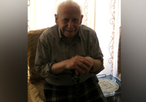 گفتگوی انجمن نجات اراک با پدر شکوه قاسمی