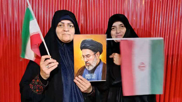 حضور خانواده علی قلیزاده در تجمعات مردمی
